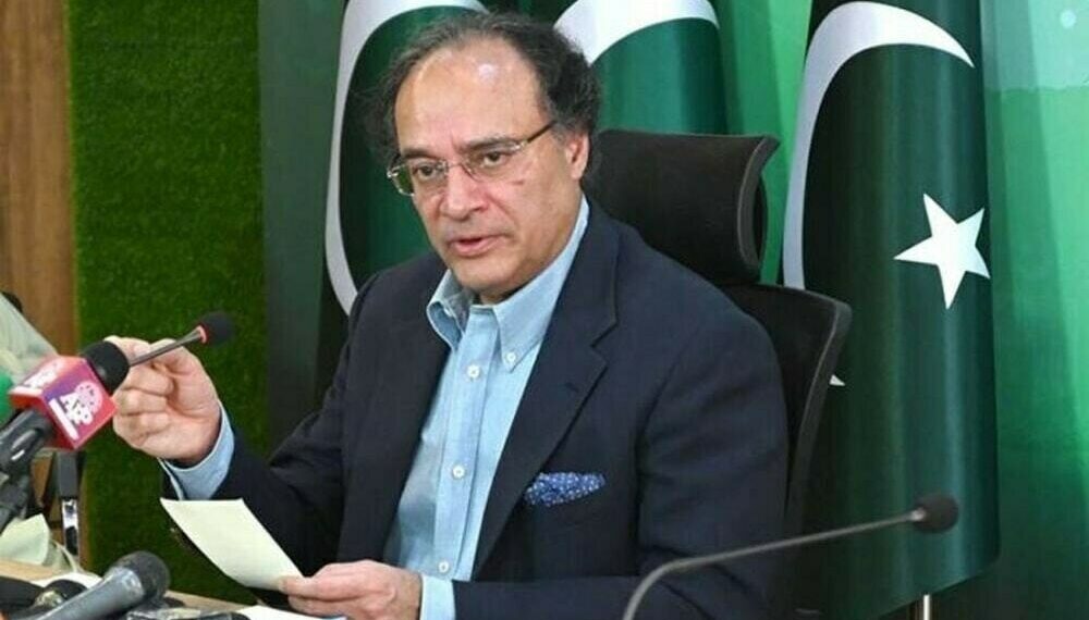 Finance Minister Says Pakistan’s Debt Outlook Improving at AlUla Conference