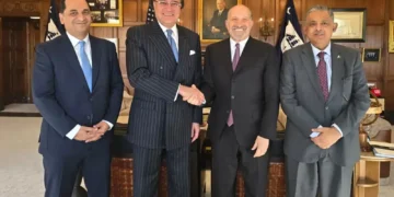 Aurangzeb, Lutnick Discuss Expanding Pakistan-US Trade, Investment in Key Sectors