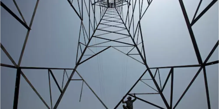 Pakistan’s Proposed Power Tariff Overhaul May Raise Inflation but Support Industry, Analysts Say