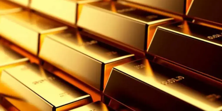 Gold Falls Rs3,200 Per Tola in Pakistan Amid Global Price Drop