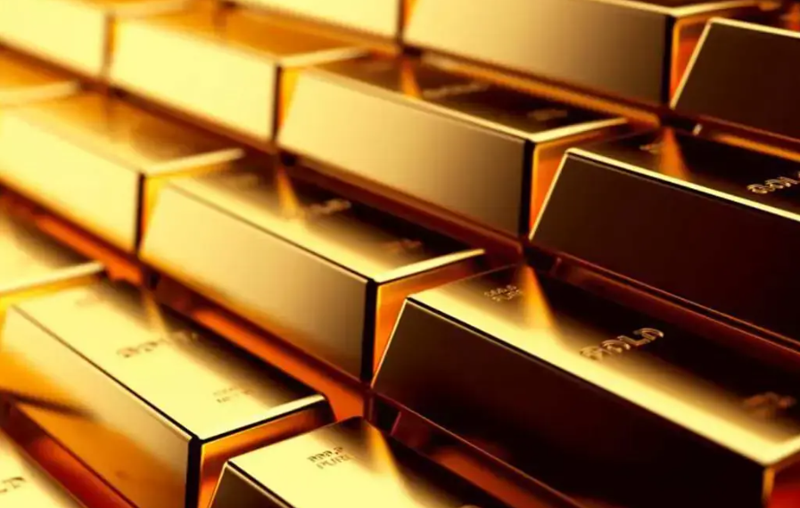 Gold Falls Rs3,200 Per Tola in Pakistan Amid Global Price Drop