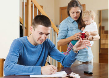 Lower-income families face 137-year wait for living standards to double, says UK thinktank