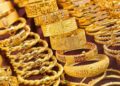 Gold prices fall in Pakistan despite rebound in global markets