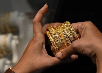 Gold Surges Above Rs519,000 per Tola as Global Prices Recover