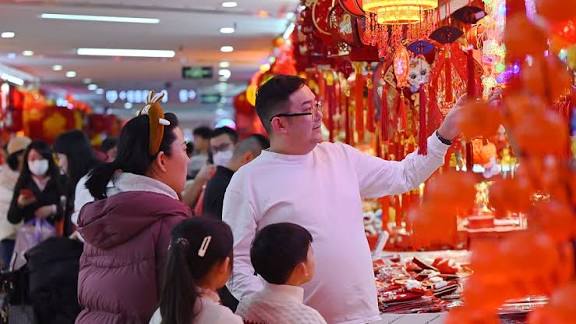 China Unveils 2 Billion Yuan Spring Festival Shopping Drive to Boost Domestic Consumption