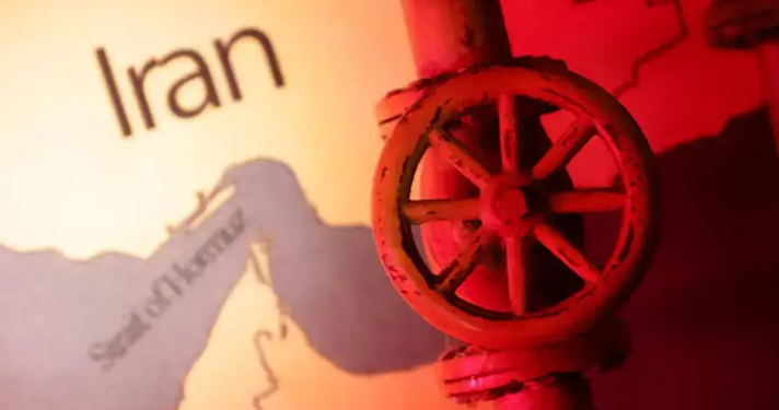 Strait of Hormuz Energy Crisis May Hurt Pakistan’s Exports: APTMA Warns