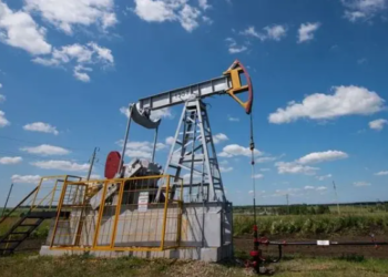 Pakistan, India among most exposed to oil shock as Strait of Hormuz tensions rise