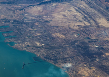 Oil Jumps Over 3% as Iran Conflict Raises Supply Disruption Fears