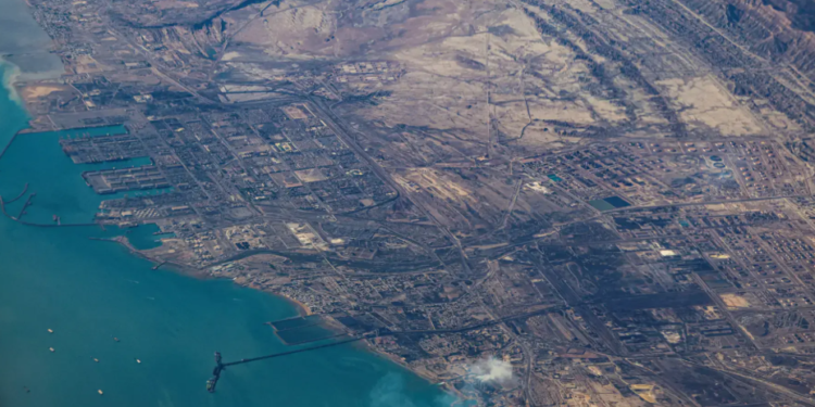 Oil Jumps Over 3% as Iran Conflict Raises Supply Disruption Fears