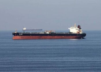 Global Oil and Gas Shipping Costs Surge as Iran Vows to Close Strait of Hormuz