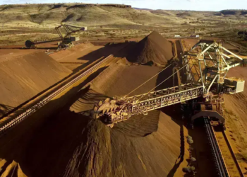 Dalian Iron Ore Extends Gains on Strong China Factory Data