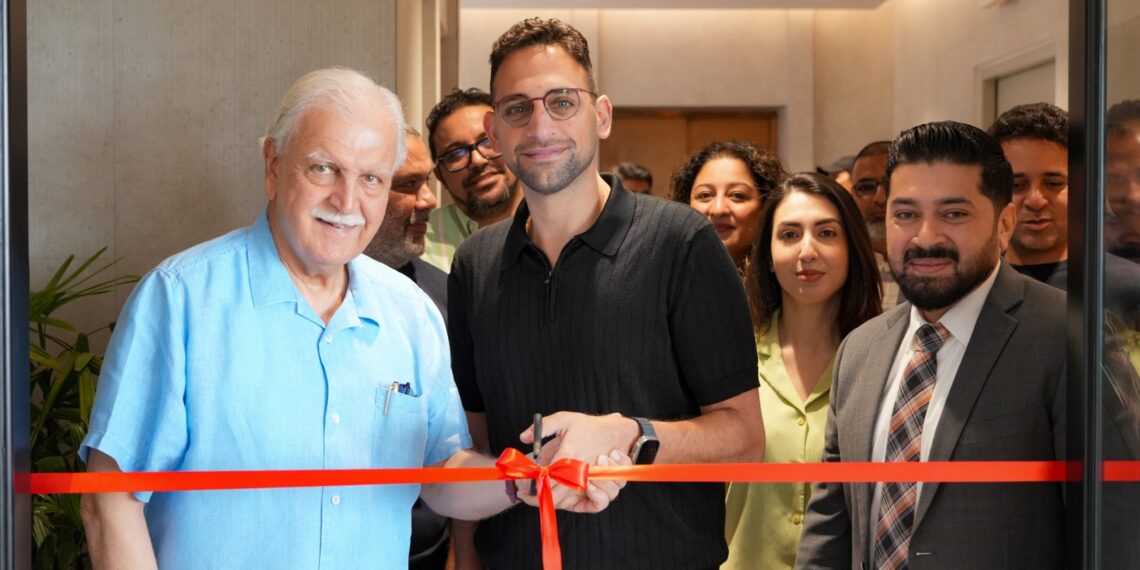 EIGHTEEN Inaugurates New Sales Center for investment guidance