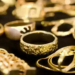 Gold Prices Fall Sharply in Pakistan as Global Market Declines