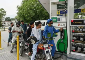 Govt Reduces Petrol, Diesel Prices by Rs1.97 Per Litre